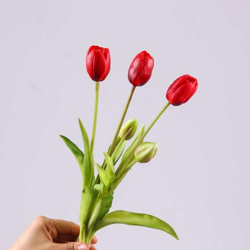 Artificial tulip bouquet