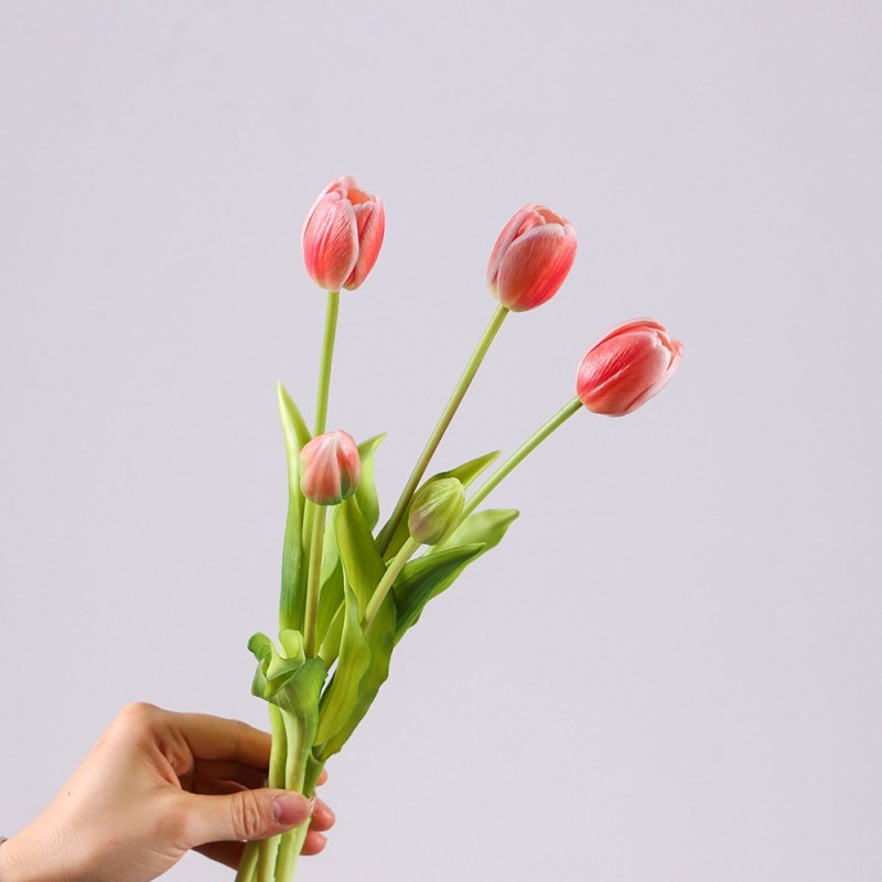Artificial tulip bouquet