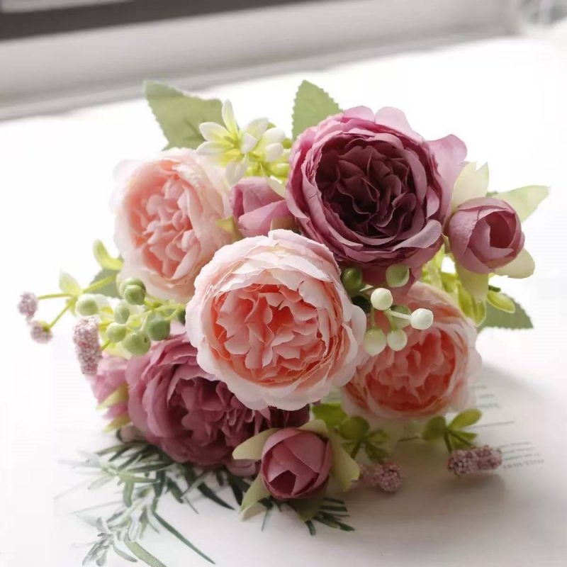 Artificial rose bouquet