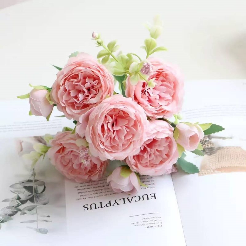 Artificial rose bouquet