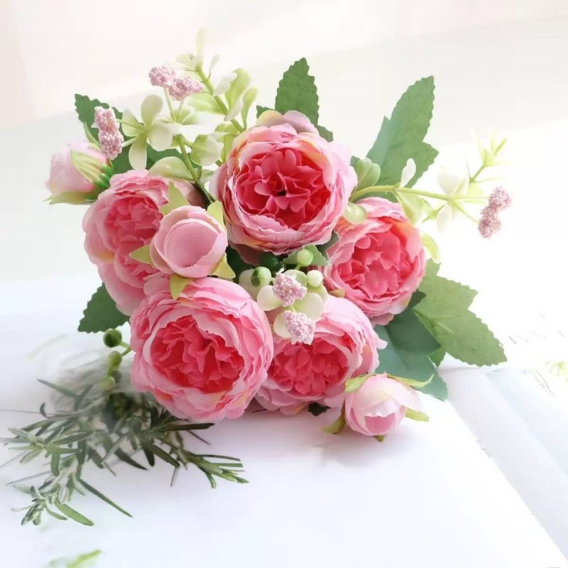Artificial rose bouquet