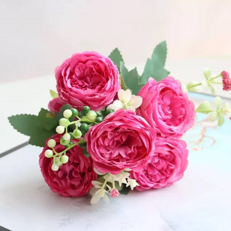 Artificial rose bouquet
