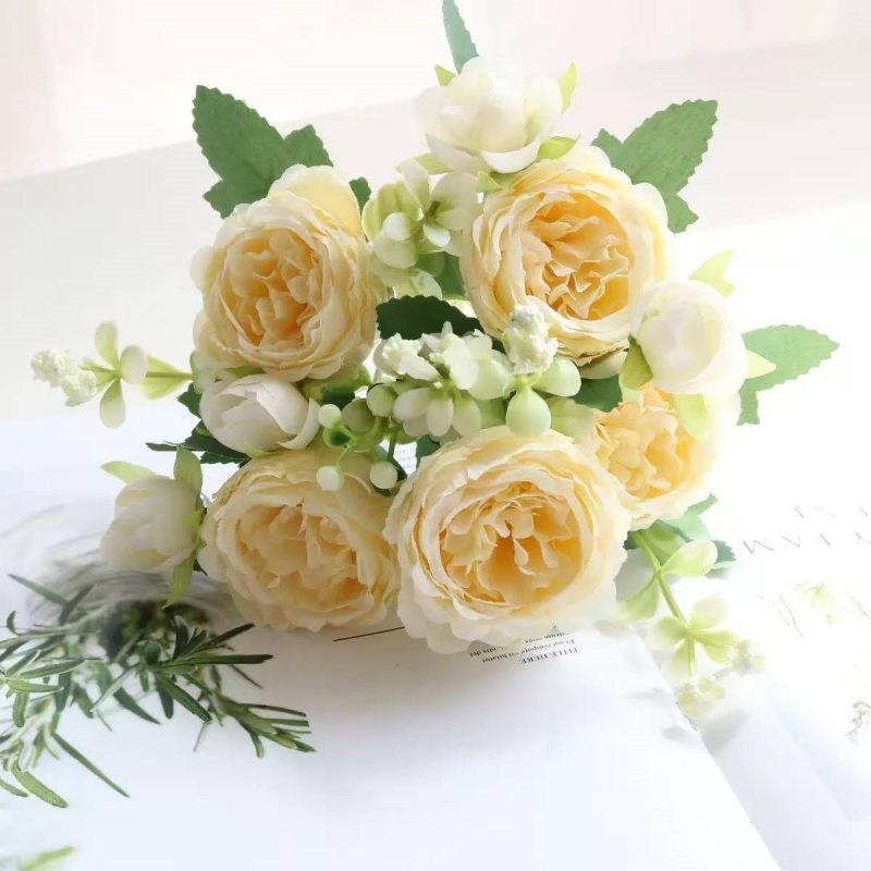 Artificial rose bouquet