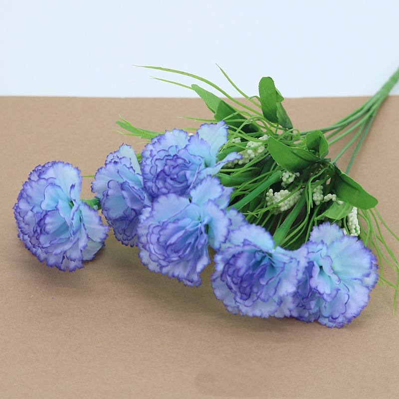 Artificial carnations with seven flowers