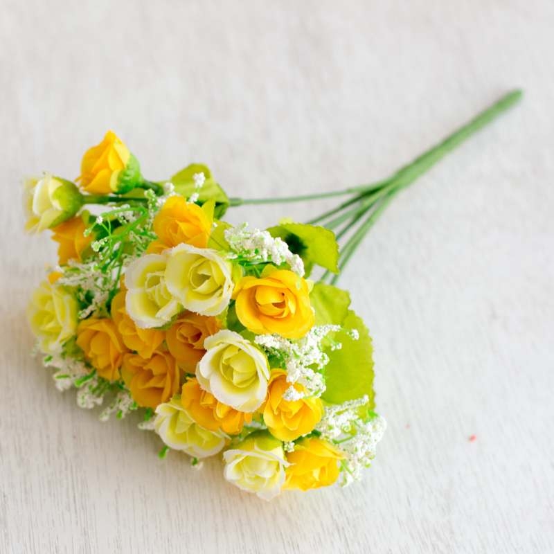 Wholesale of various fake roses