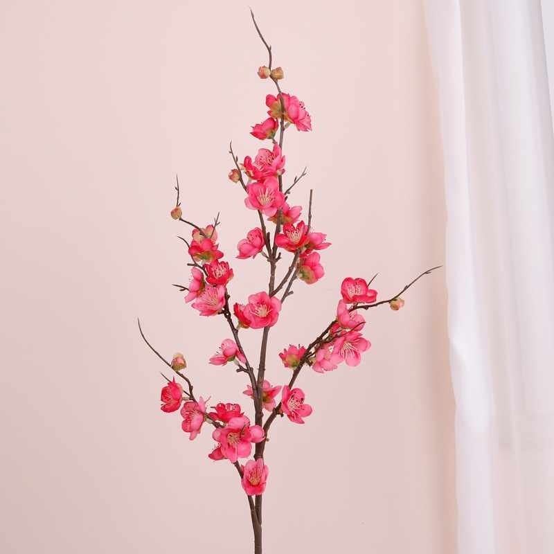 Simulated plum blossoms
