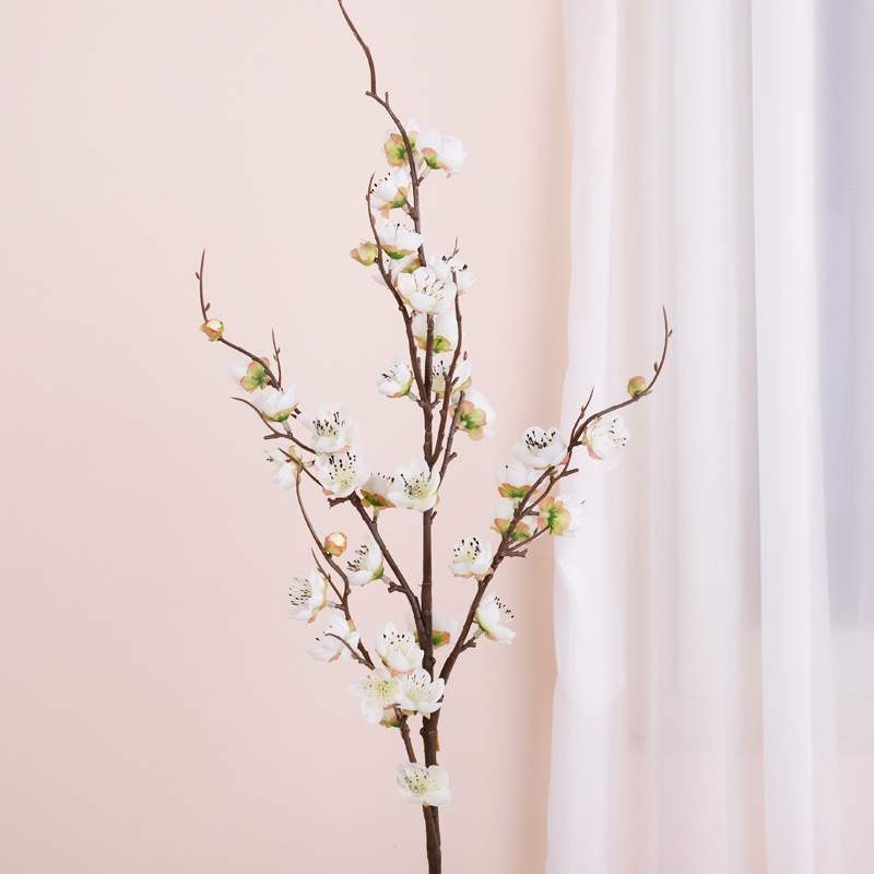 Simulated plum blossoms