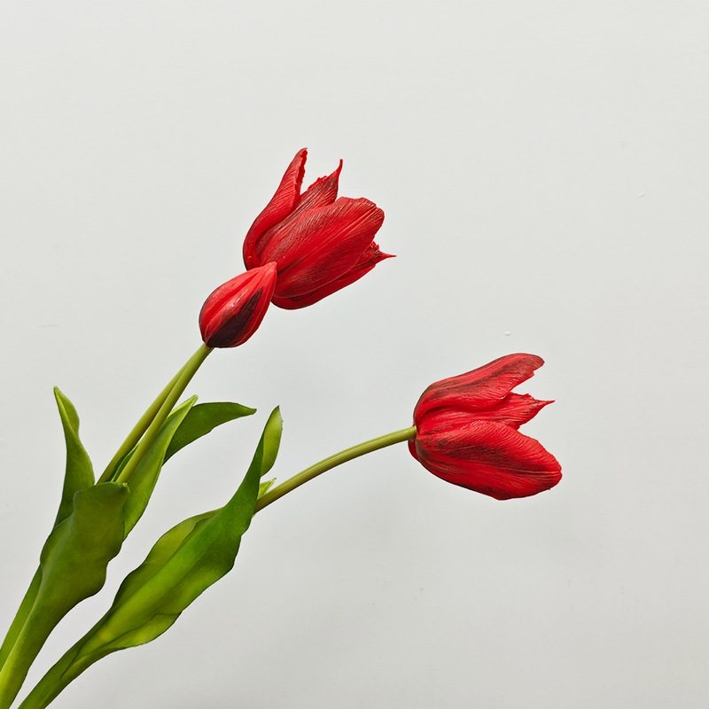 Soft plastic 3-head artificial tulip