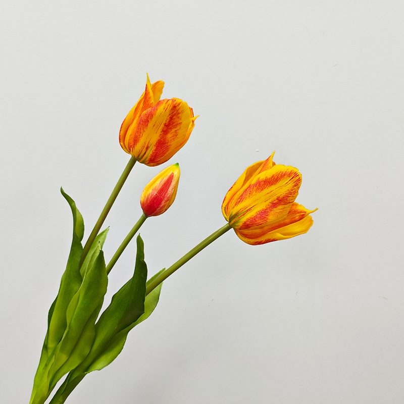 Soft plastic 3-head artificial tulip
