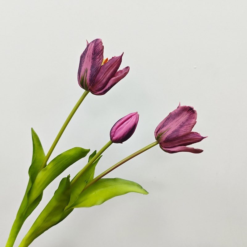 Soft plastic 3-head artificial tulip