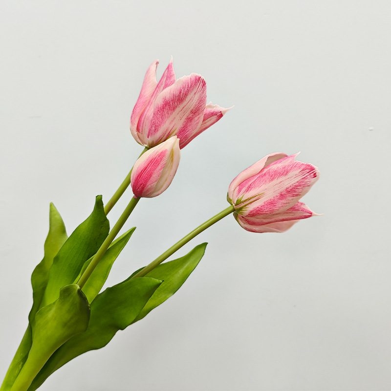 Soft plastic 3-head artificial tulip