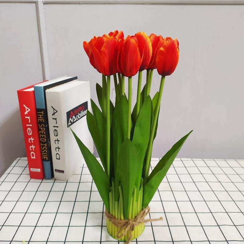 12 silk tulips