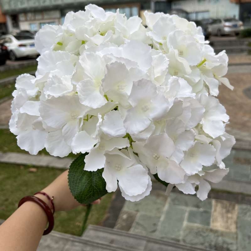 Silk fabric artificial hydrangea bouquet
