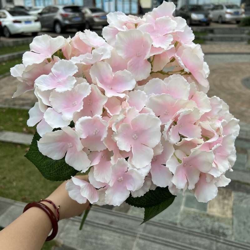Silk fabric artificial hydrangea bouquet