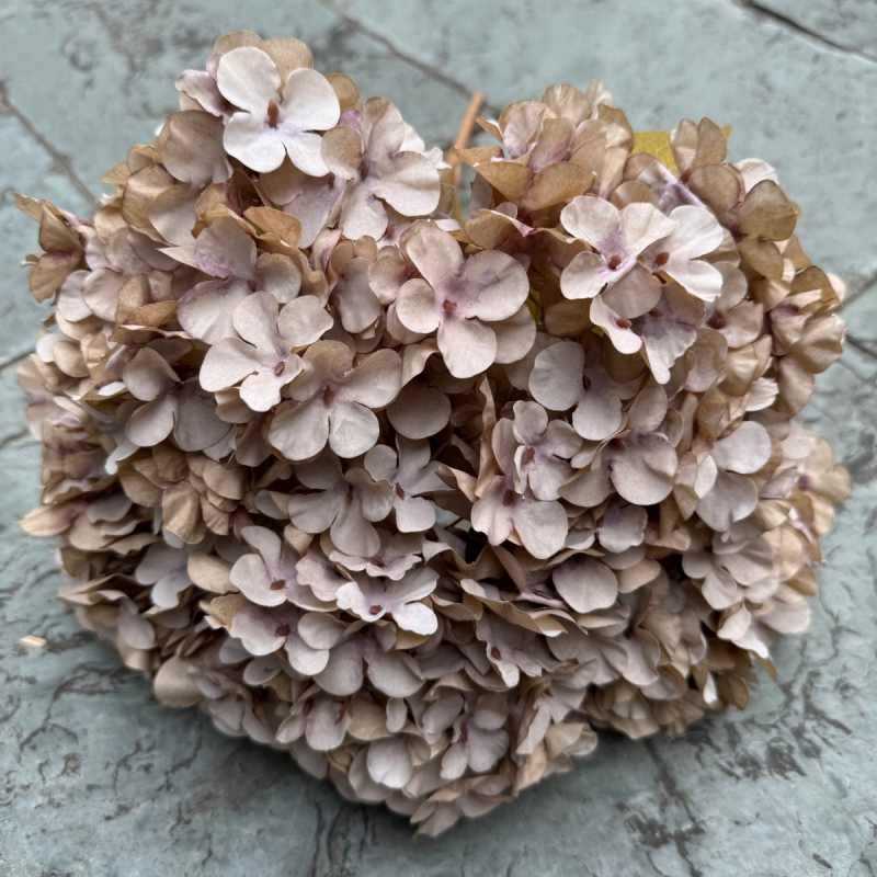 Silk hydrangea with 5 flower heads