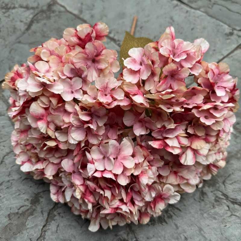 Silk hydrangea with 5 flower heads