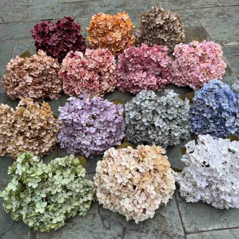Silk hydrangea with 5 flower heads