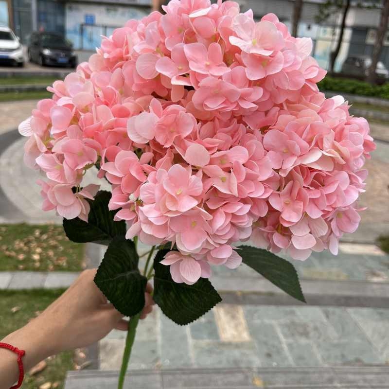 High-grade silk hydrangea flowers