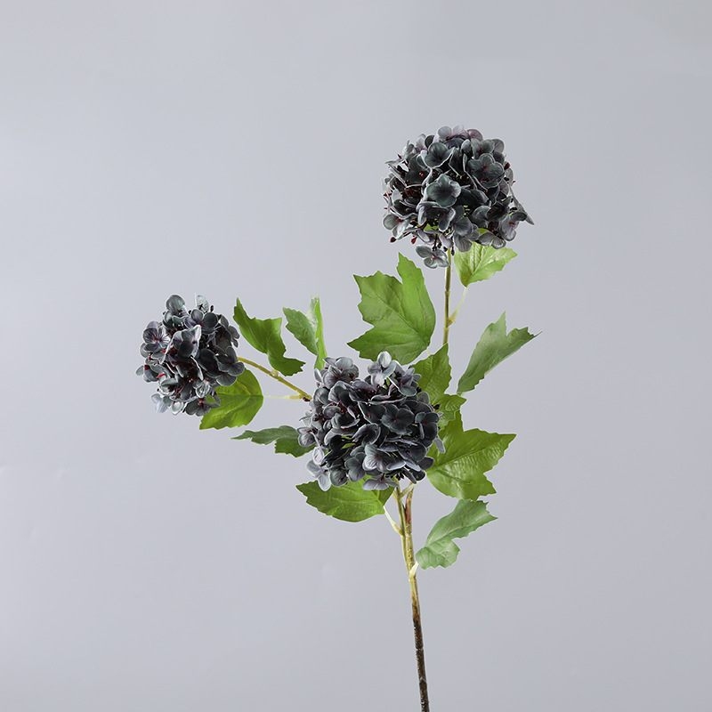 Hand-feel moisturizing artificial hydrangea flowers