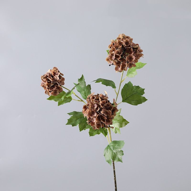 Hand-feel moisturizing artificial hydrangea flowers