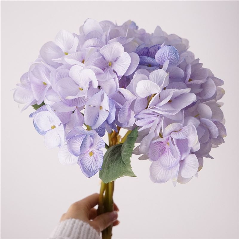 Hand-tied silk hydrangea