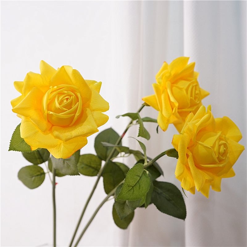 High-quality moisturizing simulated rose
