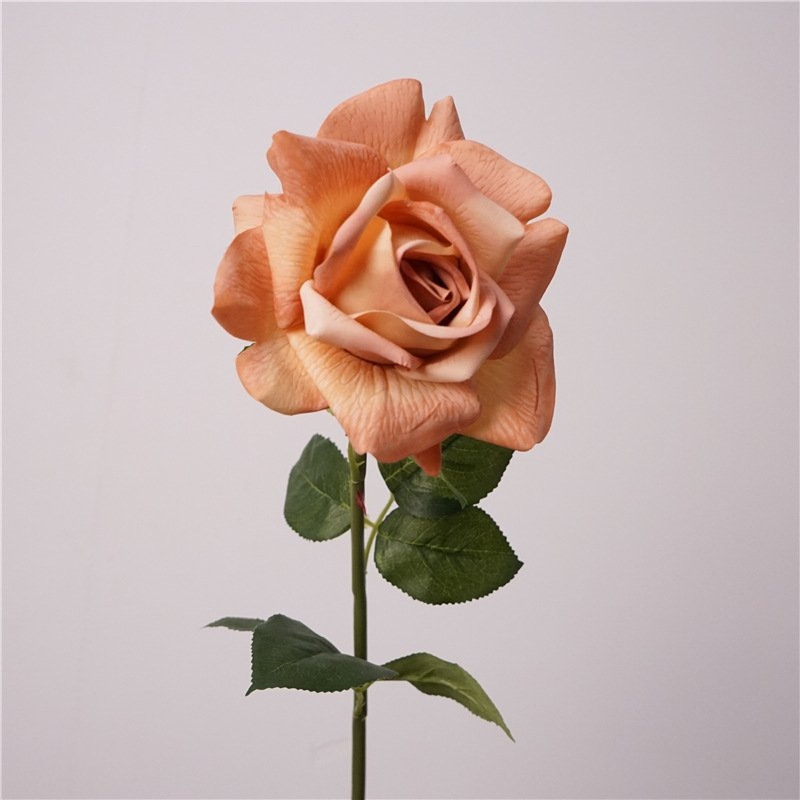 High-quality moisturizing simulated rose