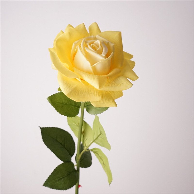 High-quality moisturizing simulated rose