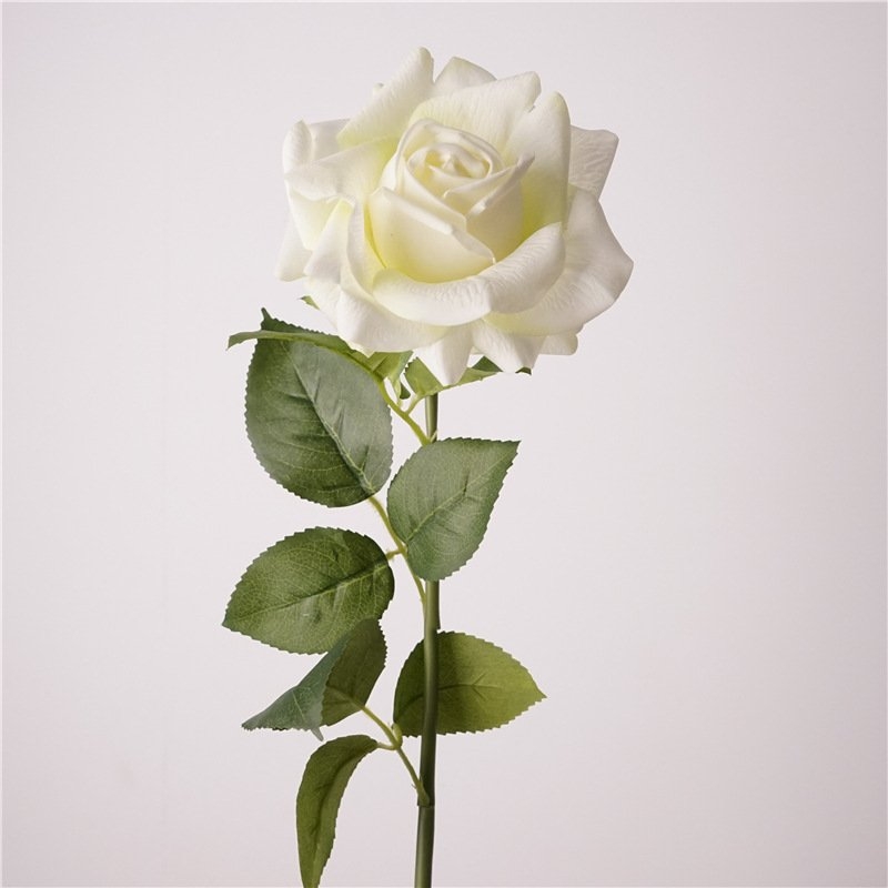 High-quality moisturizing simulated rose