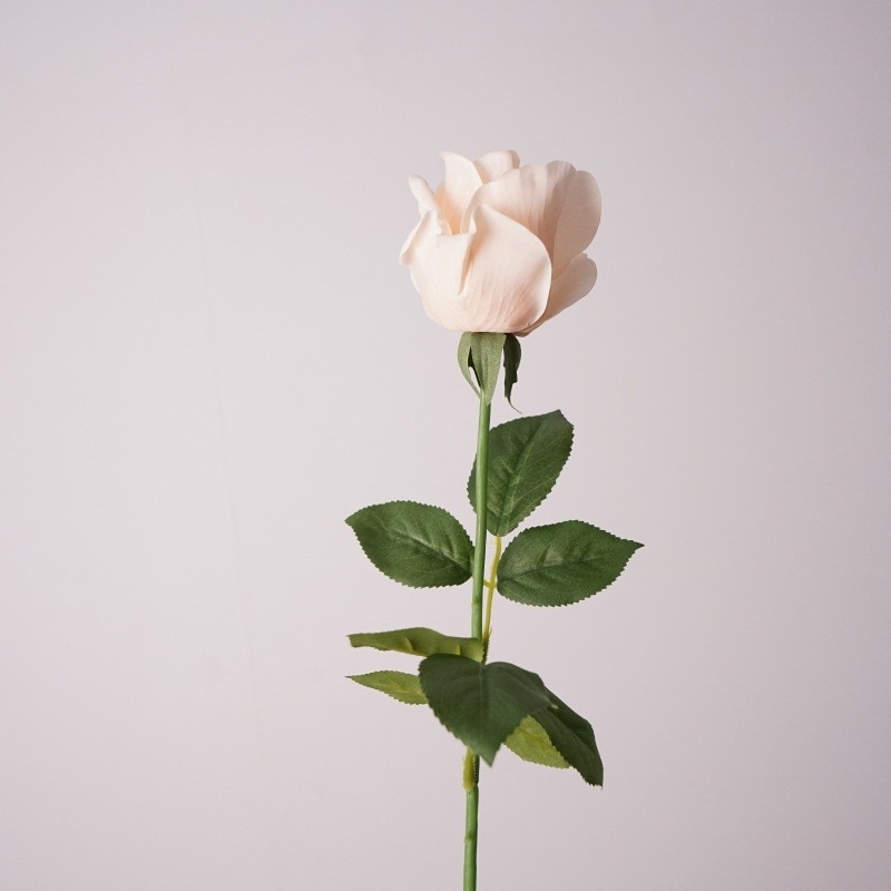 Wholesale artificial roses with a hand feel