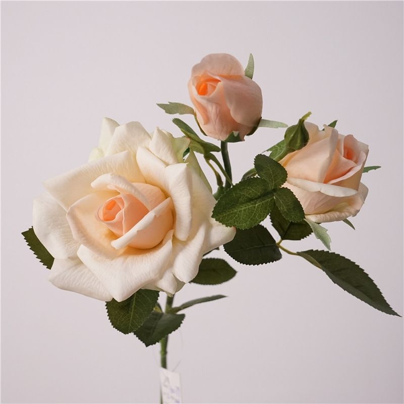 High-quality imitation rose bouquet
