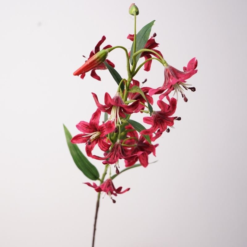 High-quality artificial lily flower string