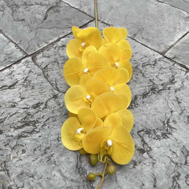 Multi-colored artificial Phalaenopsis orchids with a hand feel