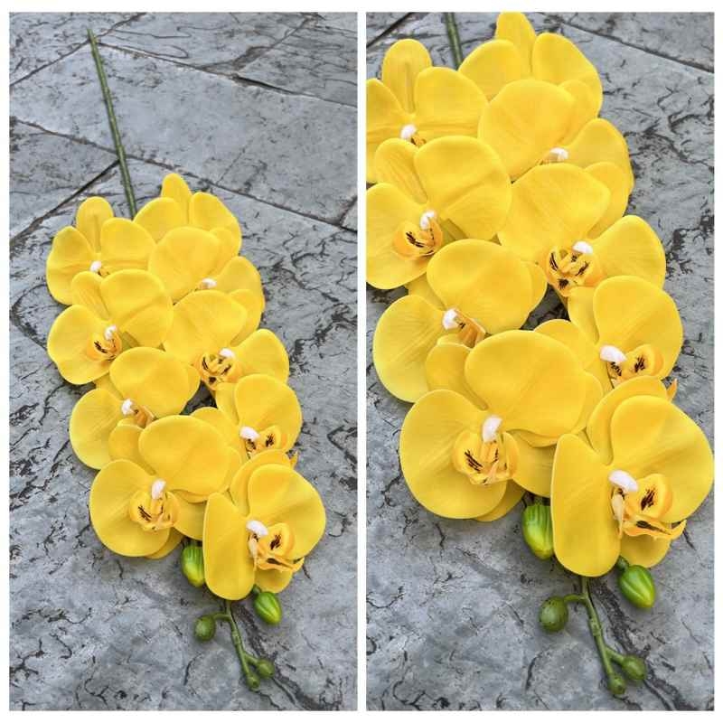 Realistic-looking fake Phalaenopsis orchid