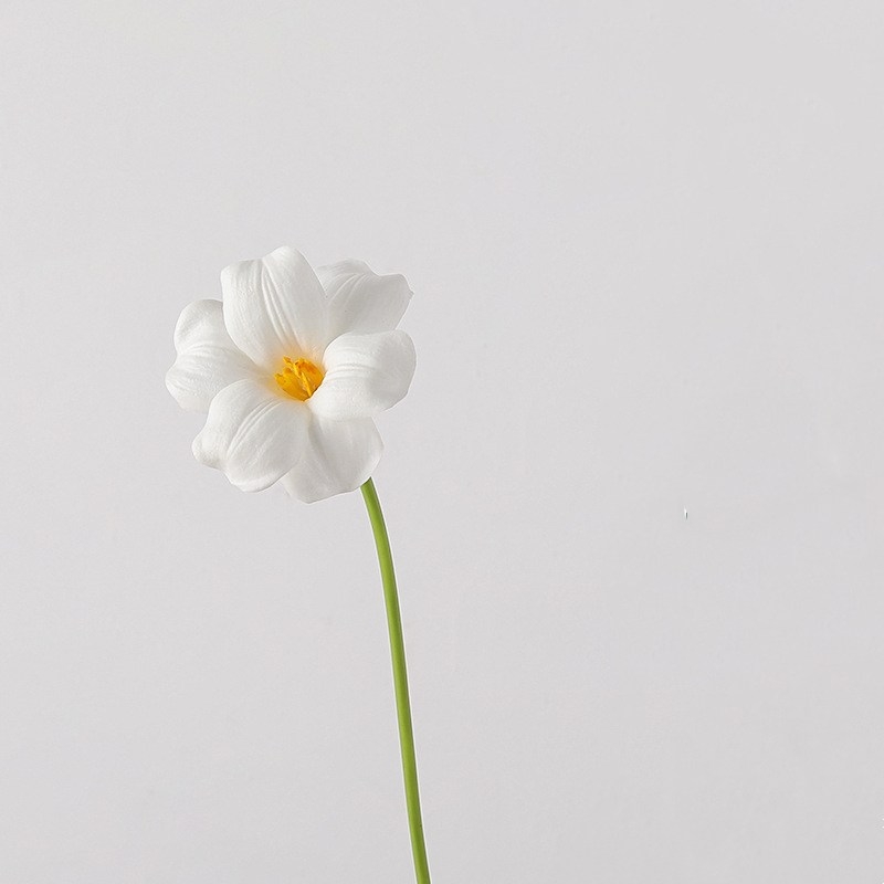 Smile-shaped artificial tulip