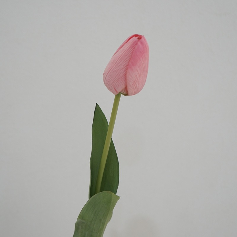 Lifelike fake tulips