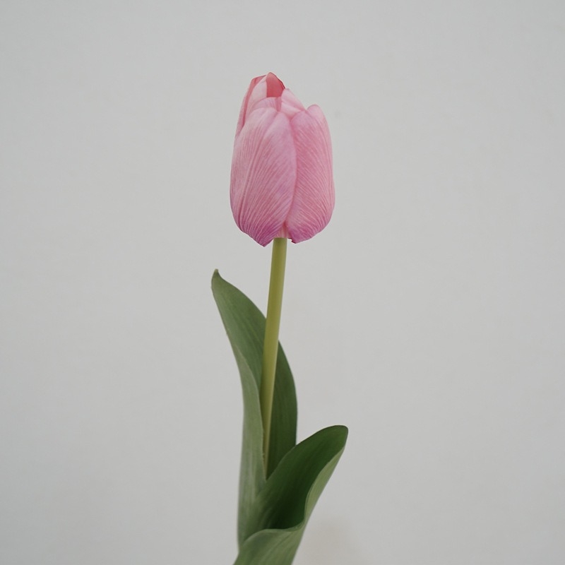 Lifelike fake tulips