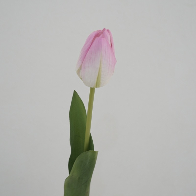 Lifelike fake tulips