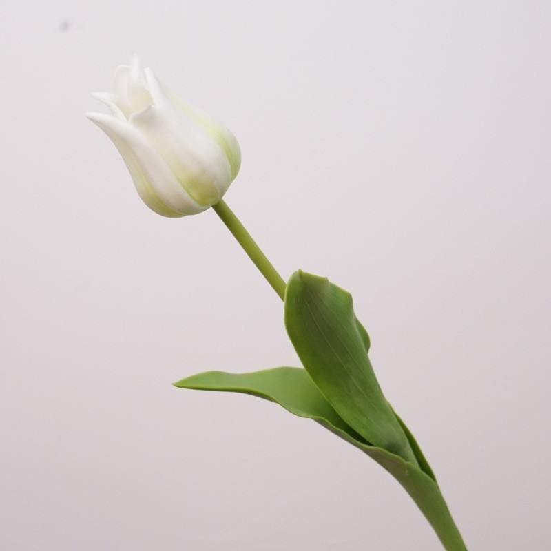 Wholesale of high-quality fake tulips