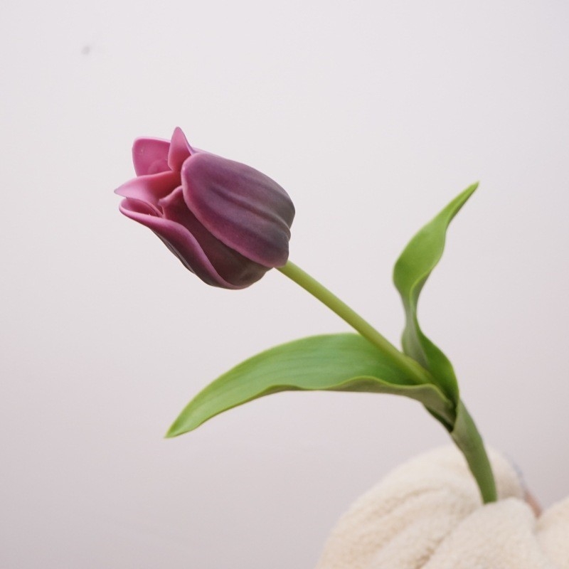 Wholesale of high-quality fake tulips
