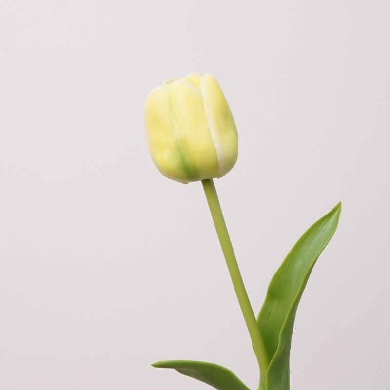 Factory direct sales of artificial tulips