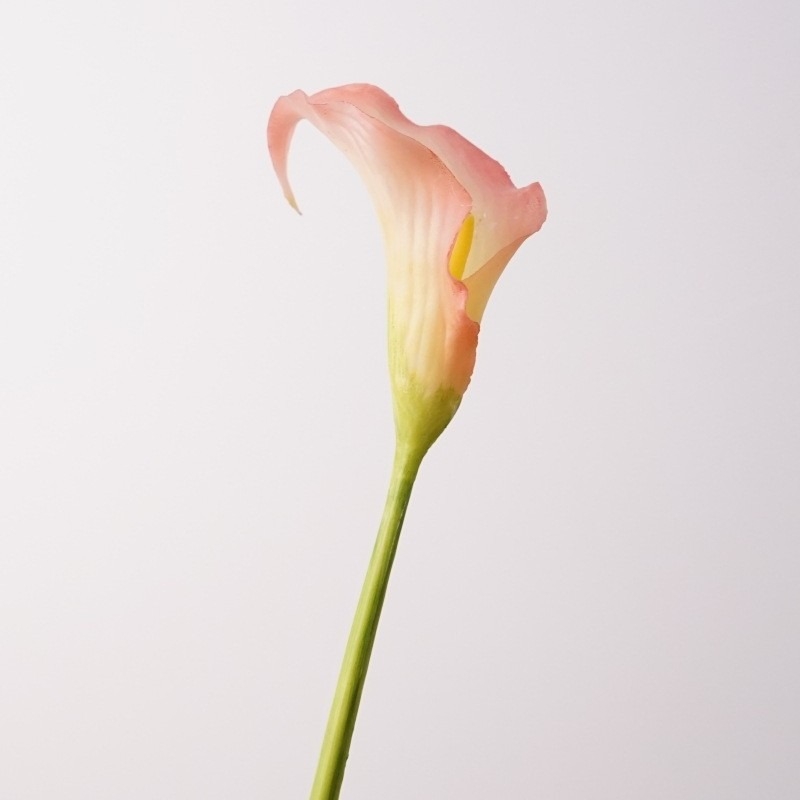 Artificial Dutch calla lilies