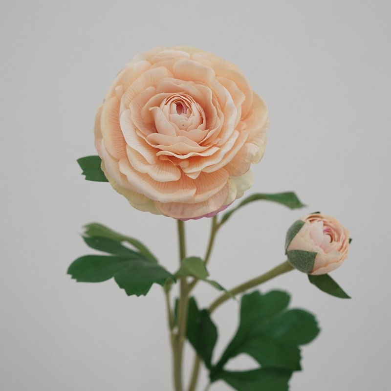 Moisturizing Artificial Ranunculus