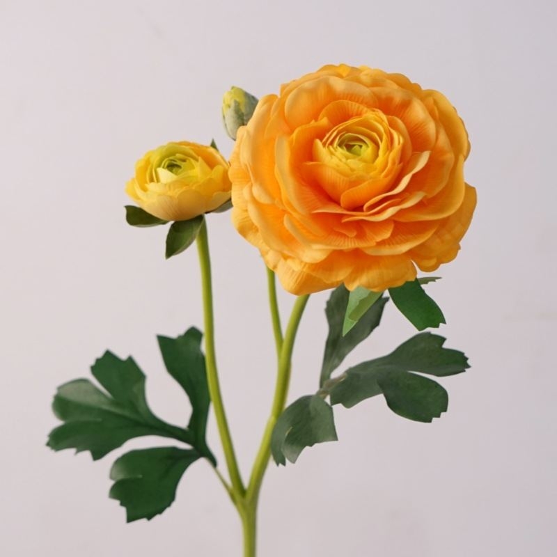 Moisturizing Artificial Ranunculus