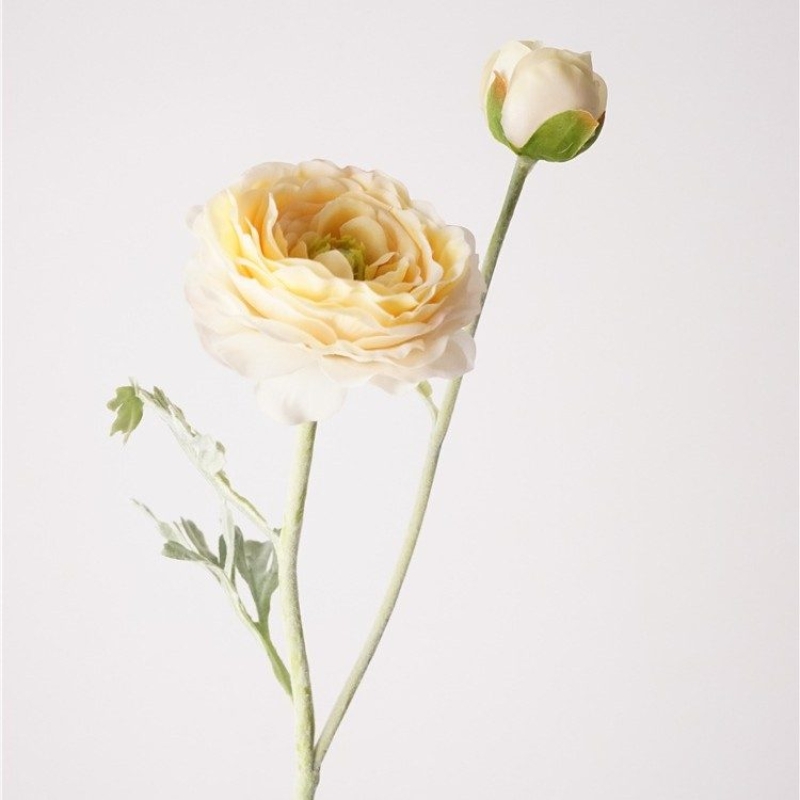 Moisturizing Fake Ranunculus