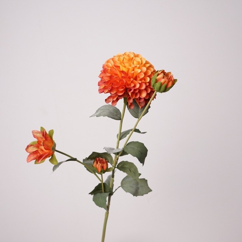 Simulated silk dahlia
