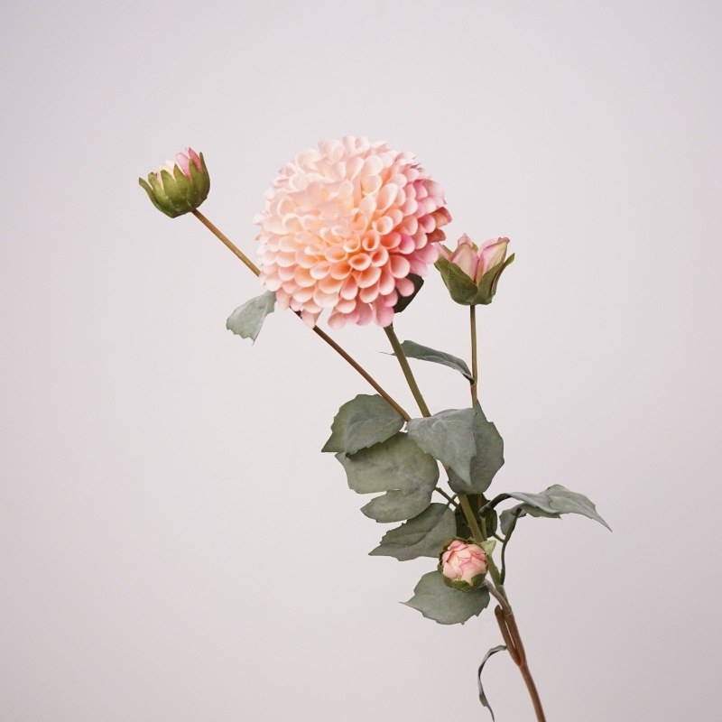 Simulated silk dahlia