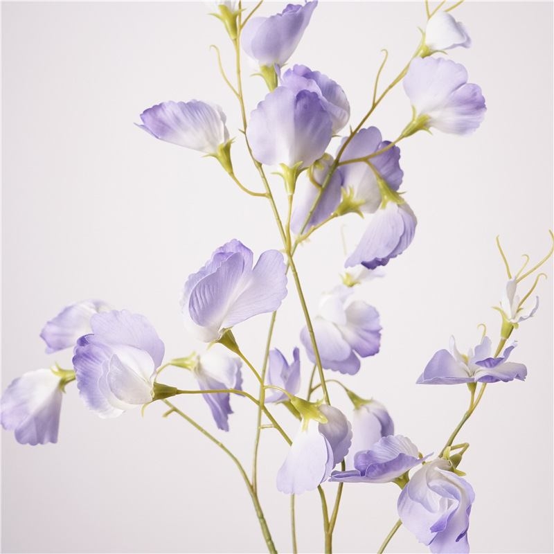 Simulated pea flowers