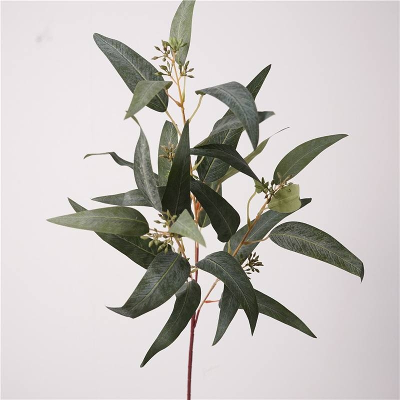 Highly realistic eucalyptus branches and leaves