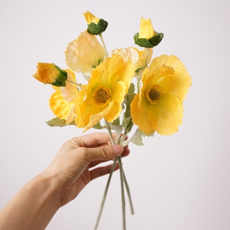 Simulated poppy bundle